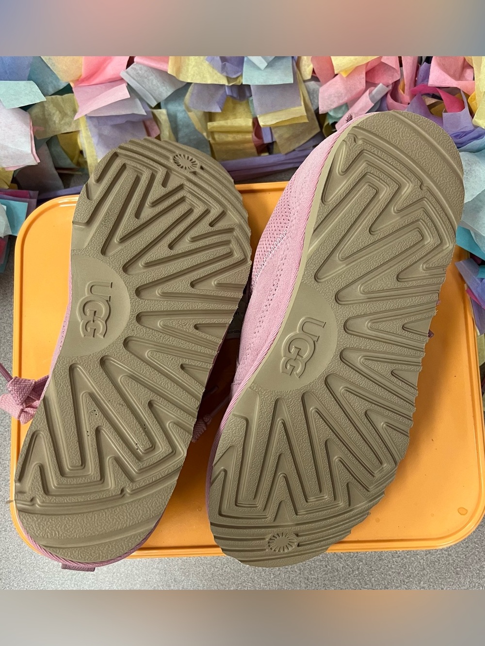 Ugg Women’s Sz 8 PINK Lowmel Sneakers - Picture 10 of 10